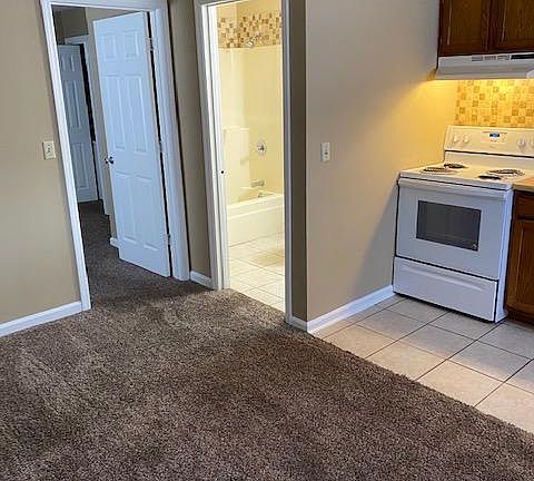 2nd image of 217 Churchill Dr #4