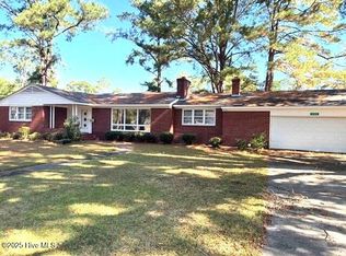 900 S St W, Ahoskie, NC 27910