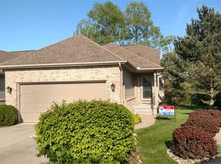 215 Inglewood Ct, Linden, MI 48451