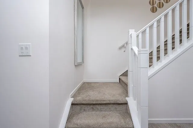 368 Yorkville Ave SW — Photo 16