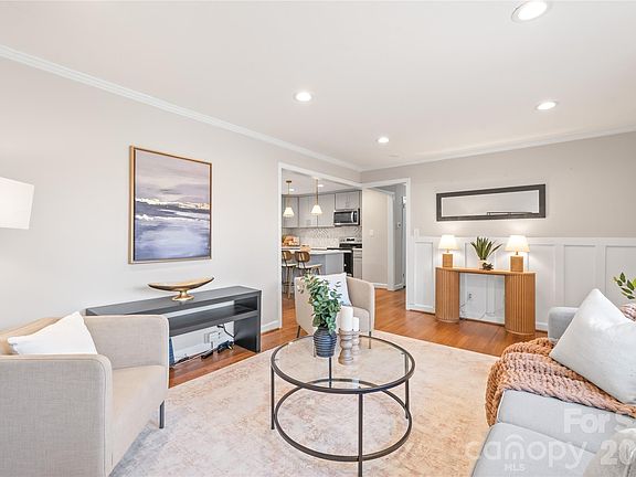 5th image of 5520 Milford Rd