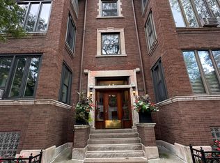 3755 N Pine Grove Ave #2, Chicago, IL 60613