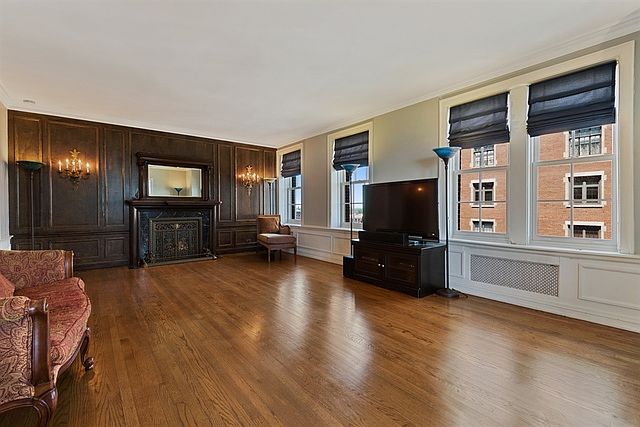 1st image of 3750 N Lake Shore Dr APT 12E
