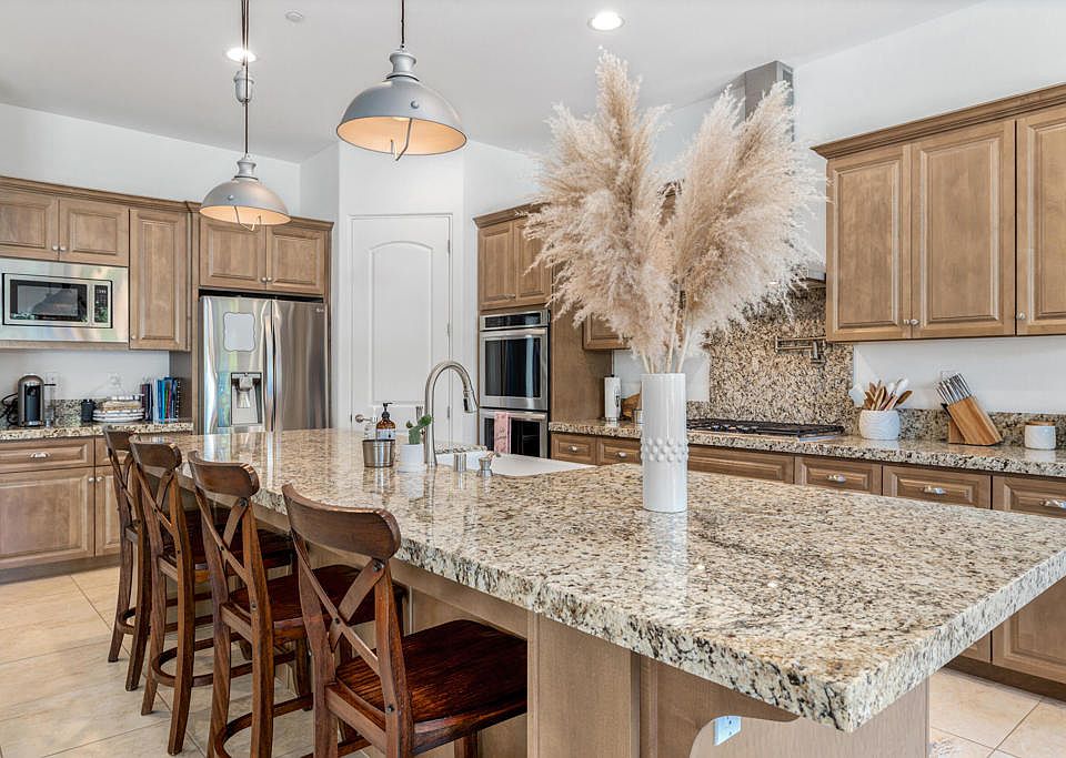 1st image of 74114 Cosmopolitan Ln
