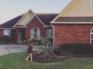 1520 Redwood Pl, Tahlequah, OK 74464