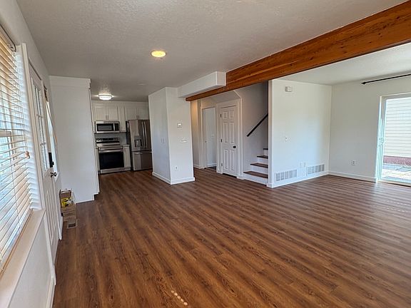 4th image of 2029 W Kent Ave