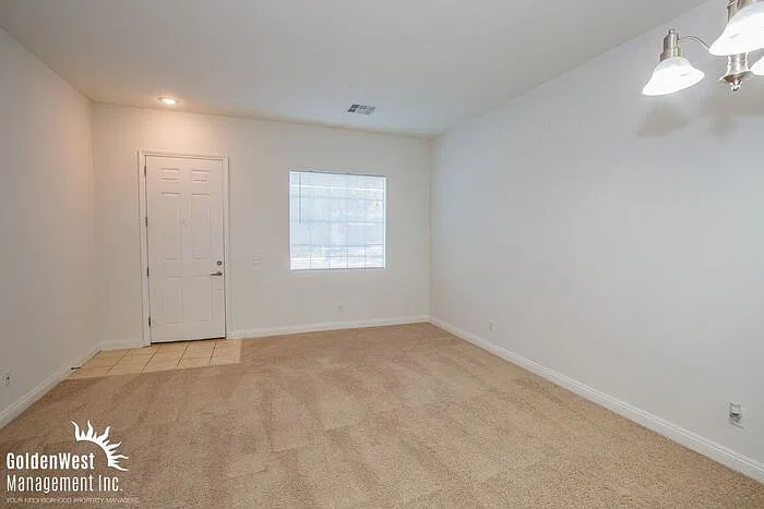 2 bed, 2.0 bath, 1260 sqft, $1,750 — Photo 4