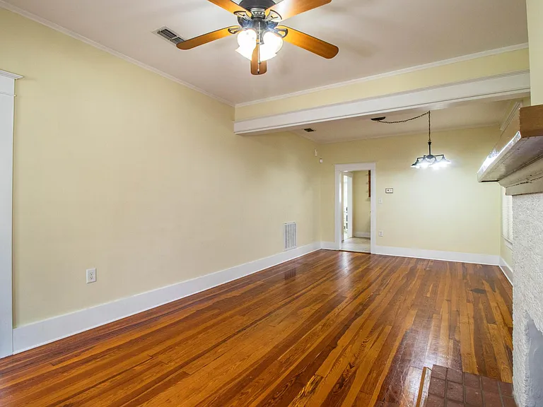 412 E Tillman Ave — Photo 31