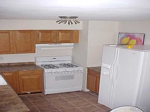 5th image of 433 Roquette Ave