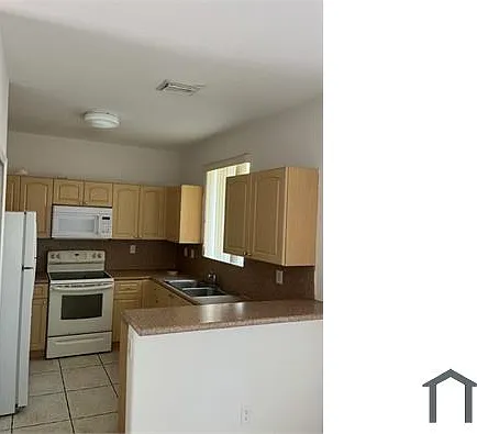 2834 SE 16th Ave #111 — Photo 6