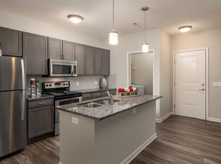 521 Magnolia Ln, Gahanna, OH 43230