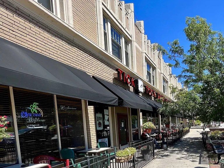 Clifton Shopping and Dining