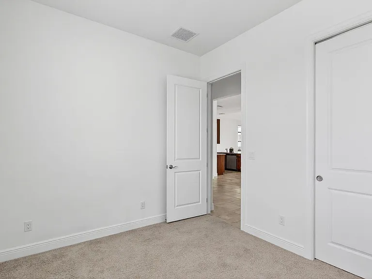11344 SW Pietra Way — Photo 32