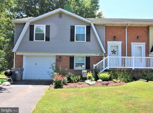 14 Kendes Rd, Millersville, PA 17551