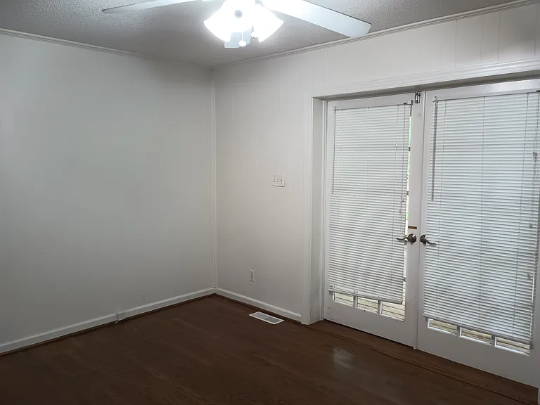 1202 Brookgreen Dr — Photo 7