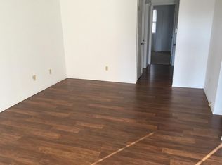 8718 W 9th St N, Wichita, KS 67212