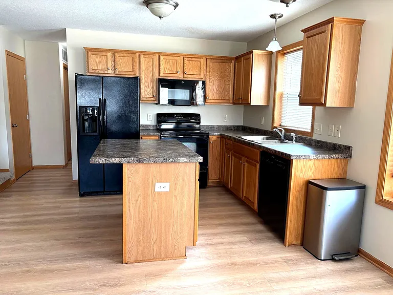 2073 26th Ave NW — Photo 3