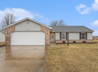 104 N Rebecca St, Claypool, IN 46510