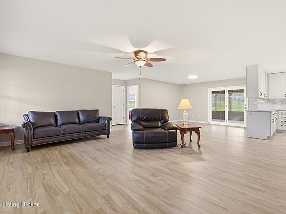 5th image of 2040 Crystal Cove Dr