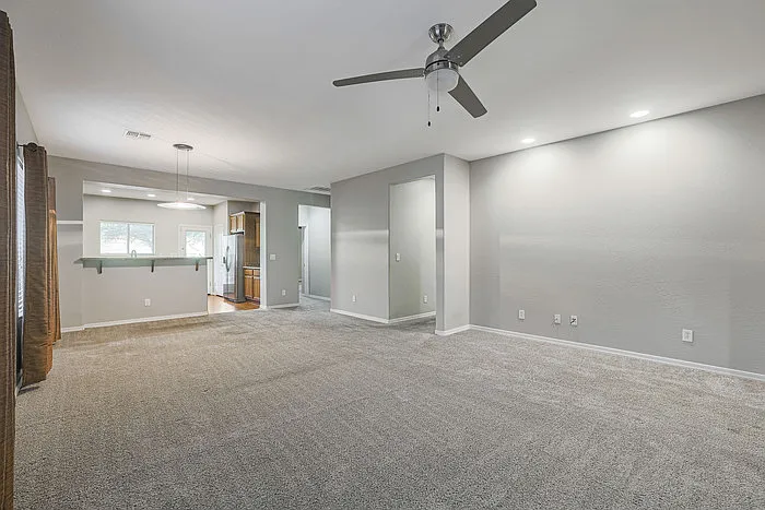 1622 W Big Oak St — Photo 8