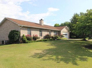 913 Dora St, Seymour, TN 37865