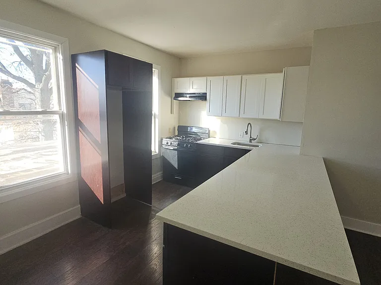 234-236 Renner Ave #3 — Photo 3