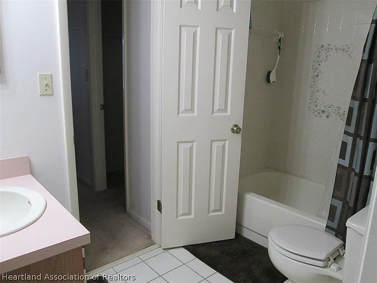 201 Stephen Dr — Photo 10
