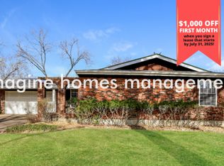 525 Goldwood Dr, Ballwin, MO