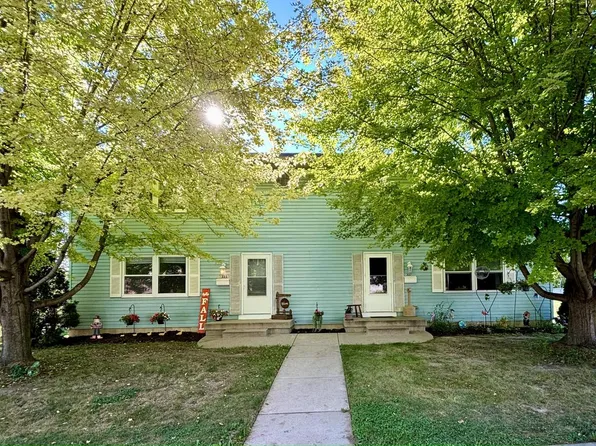 325 North Clark STREET #327, Mayville, WI 53050