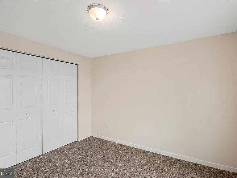 206 Emily Ln — Photo 9