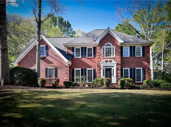 1015 Presidents Ln, Lawrenceville, GA 30043