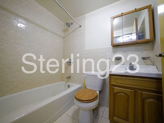 5th image of 31-32 31st St #5E