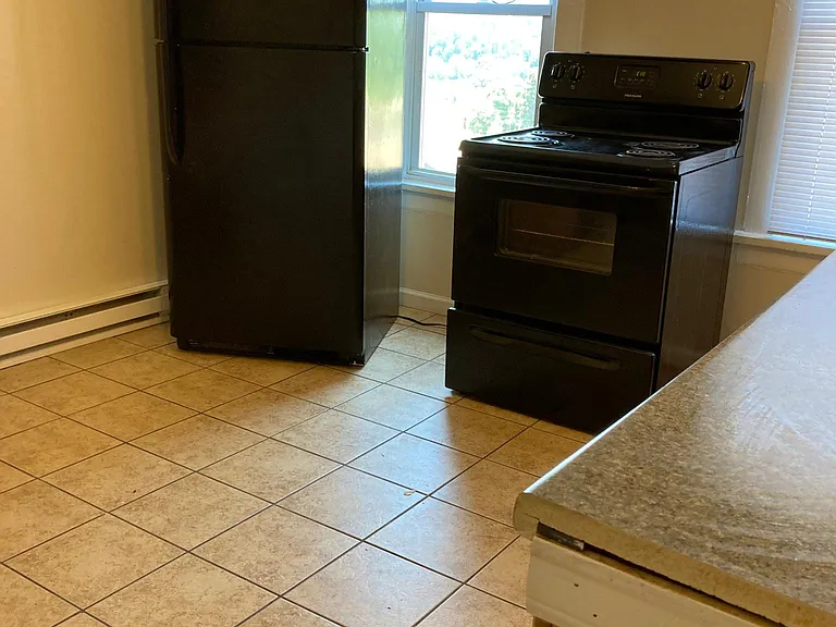 436 Iowa Ave #4 — Photo 4