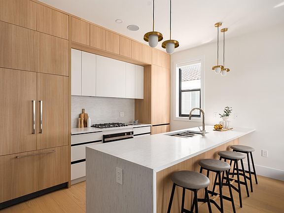 2nd image of 4828 Albert St #2