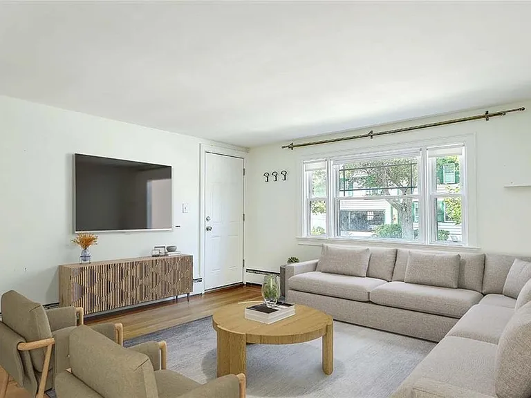 145 Butler Ave #2N — Photo 3