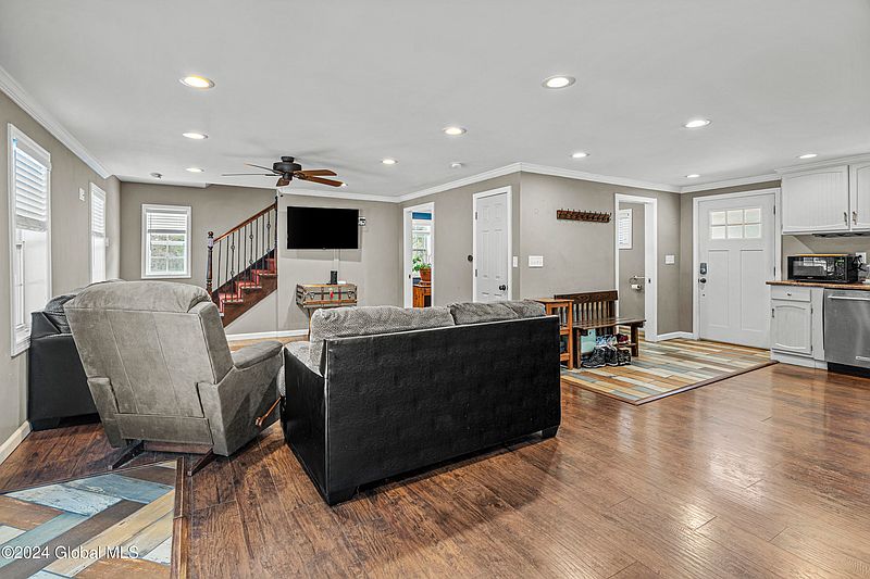 5th image of 233 Gailey Hill Road