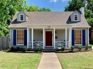 919 W Hickory St, Denton, TX 76201