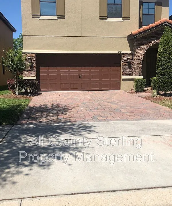 1876 Leather Fern Dr