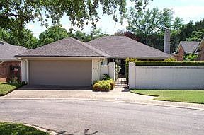 1st image of 4728 Westchester Dr