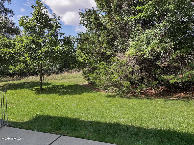 207 Harvest Way — Photo 5