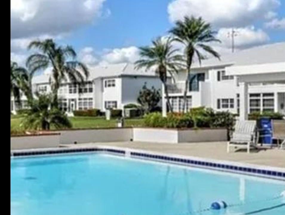 1st image of 1470 Myerlee Country Club Blvd