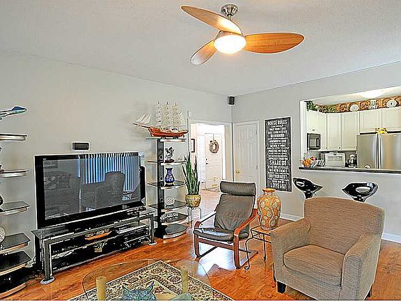 4th image of 6809 Burbage Landing Cir