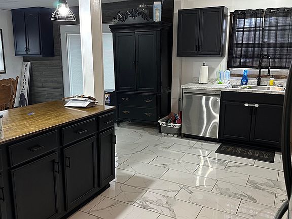 5th image of 2219 Norwood Blvd