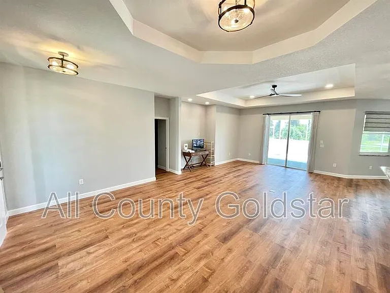 71 Masthead Rd — Photo 3