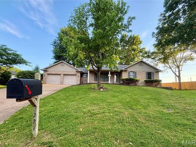227 Robin Ct, Bourbon, MO, 65441