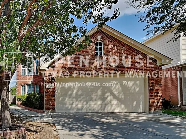 11860 Porcupine Dr, Fort Worth, TX 76244