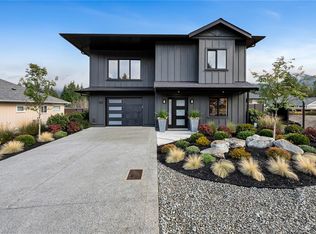 155 Maplewood Rise, Lake Cowichan, BC V0R2G0