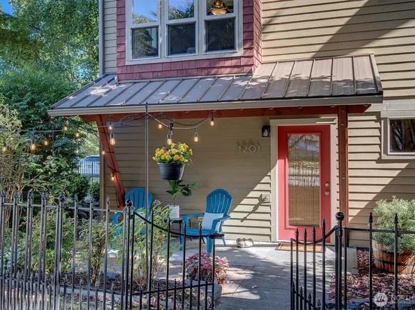 1201 N 88th Street, Seattle, WA 98103