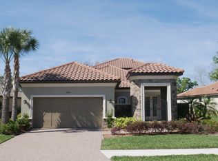 2423 Vaccaro Dr, Sarasota, FL 34231
