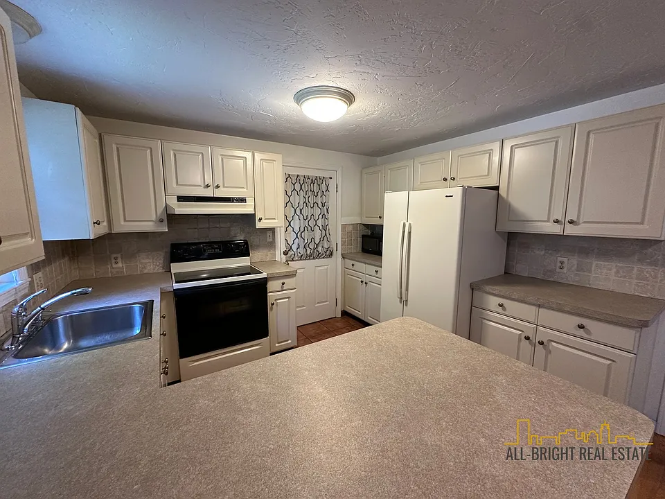 20 Eliot St #2